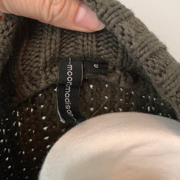 Moon & Madison Olive Green Open Knit Chunky Sweater Sz S - Picture 4 of 7